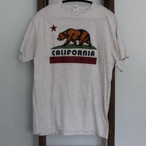 California State Bear Flag T-Shirt Size Large